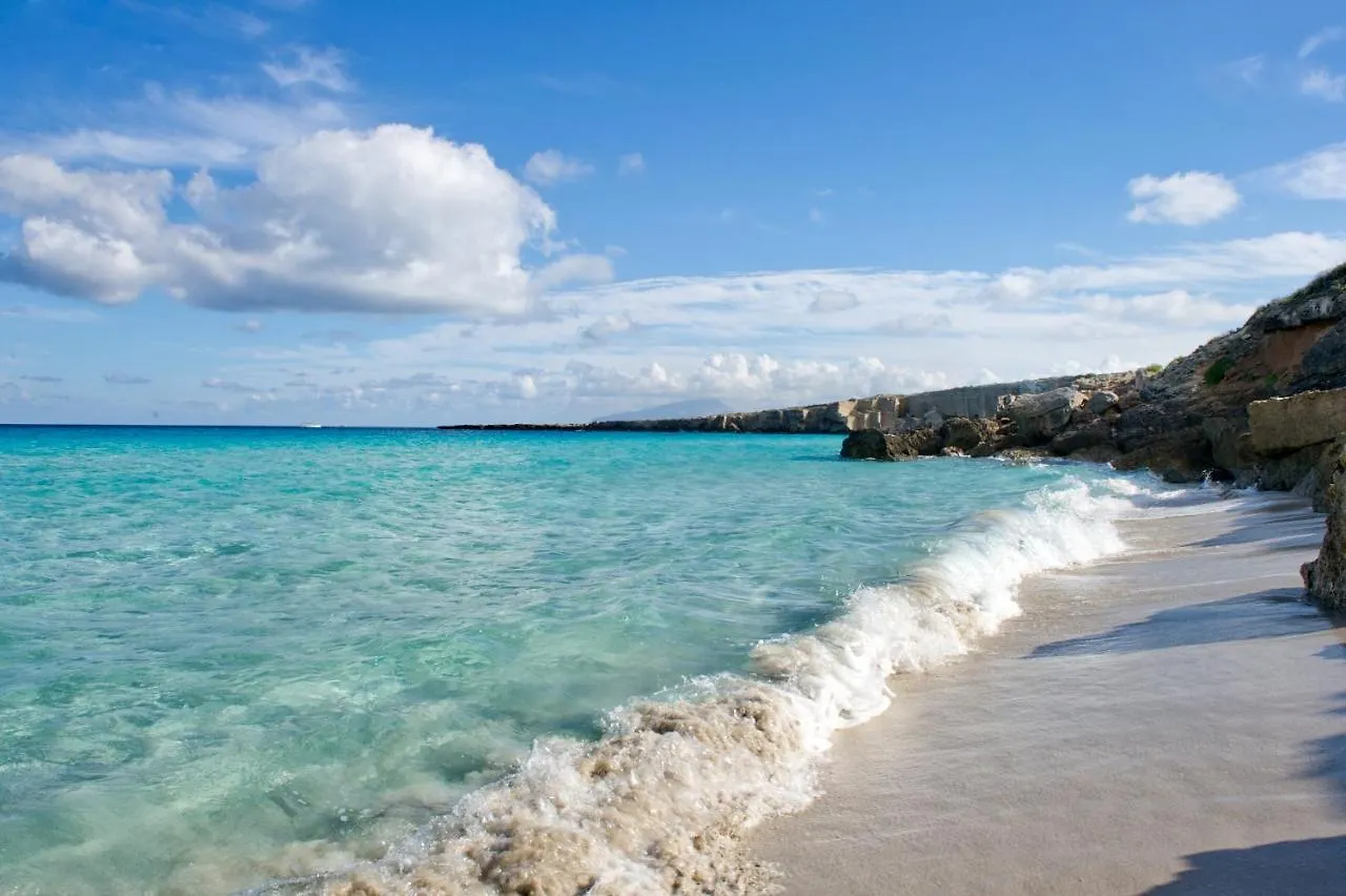 La Casa Dell'Arancio Bed and Breakfast Favignana Bed & Breakfast